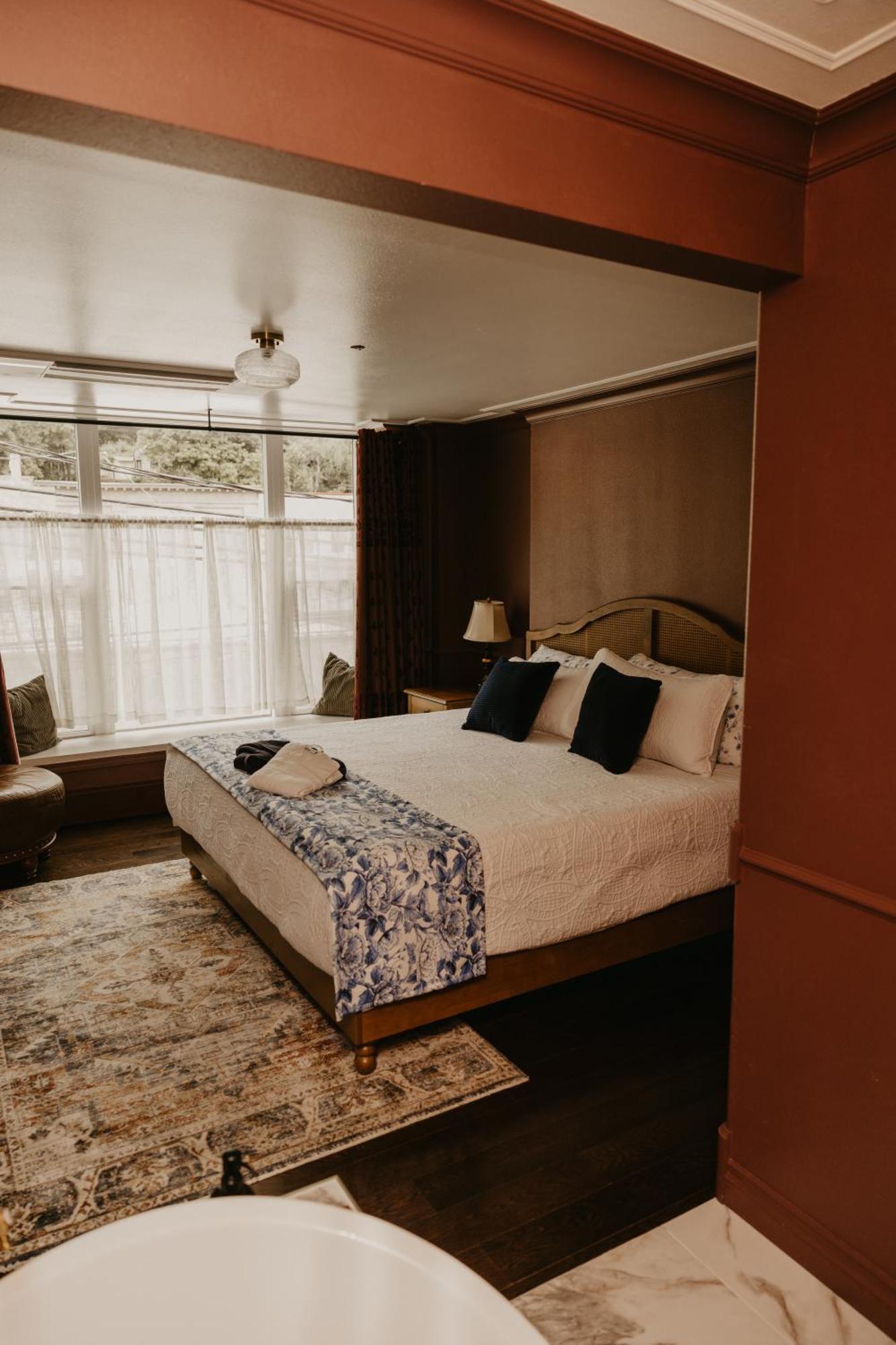 The Brooks Hotel Restaurant And Lounge Wallace Kültér fotó